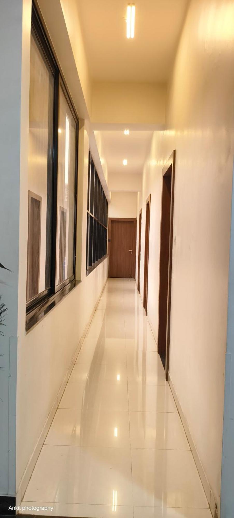 Fabhotel Royal Suits - Nr Mahadji Shinde Chhatri Mundhwa Ngoại thất bức ảnh