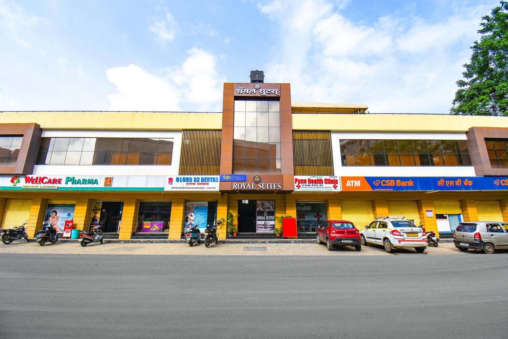 Fabhotel Royal Suits - Nr Mahadji Shinde Chhatri Mundhwa Ngoại thất bức ảnh